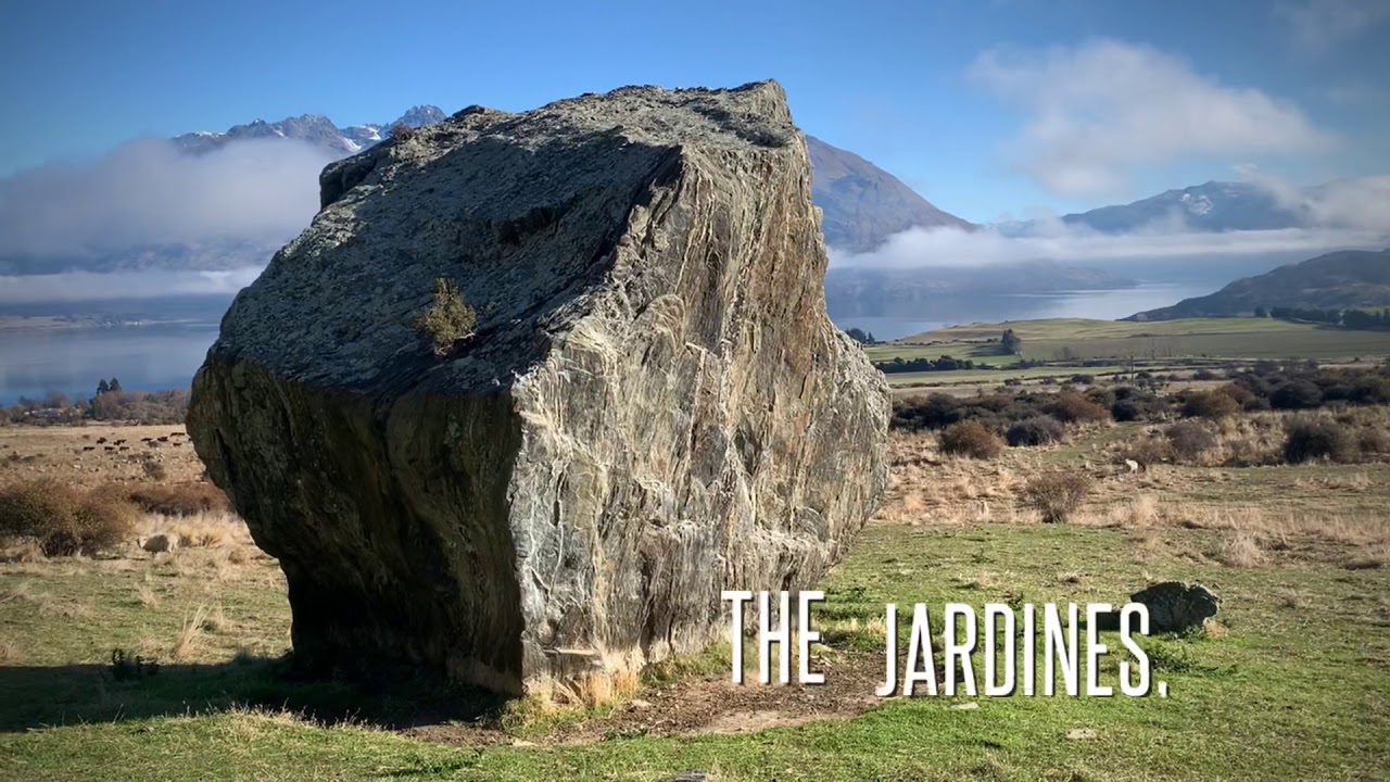Bouldering The Jardines near Queenstown, New Zealand, South Island