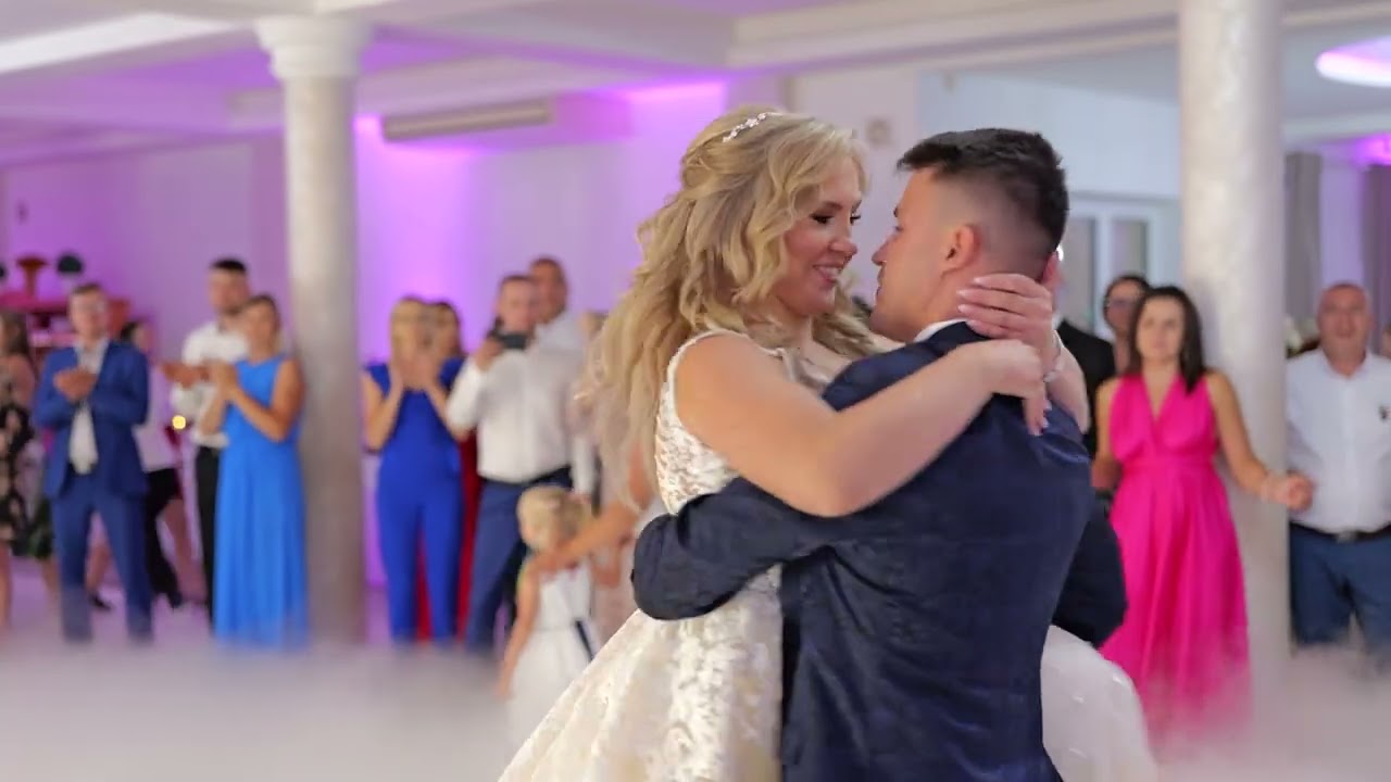 P&D/WEDDING TRAILER 