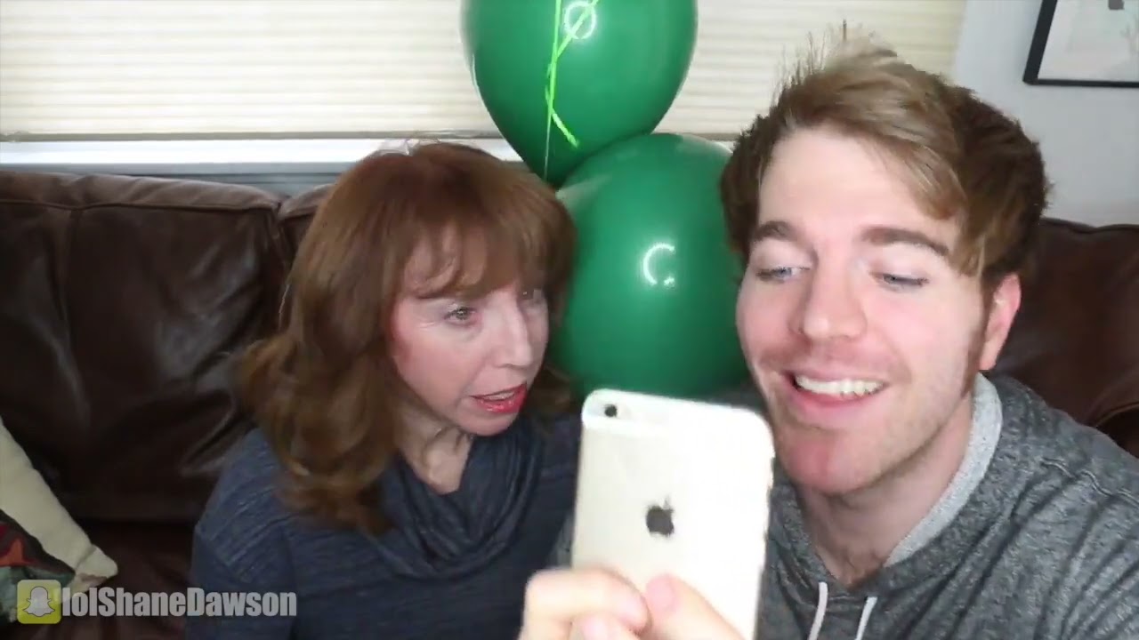 Shane Dawson - TRYING MUSICAL.LY with MY MOM! (reupload)