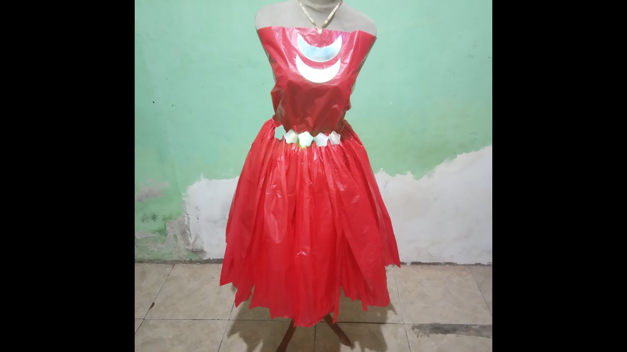 cara membuat baju dari kantong plastik bekas