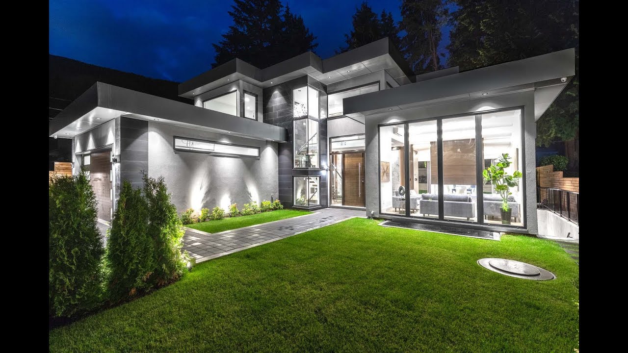 $3,428,000 | 4582 Highland Blvd | North Vancouver | www.NeacsuDenner.com