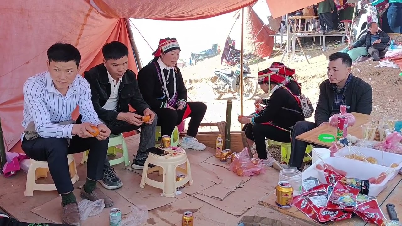 HÁT GIAO LƯU VỚI CHỊ EM TẠI SỬNG TRÁNG #hatdao 