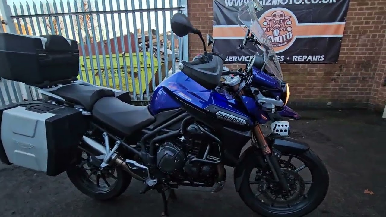 Triumph Tiger Explorer 1200 '2013' - Walkaround video