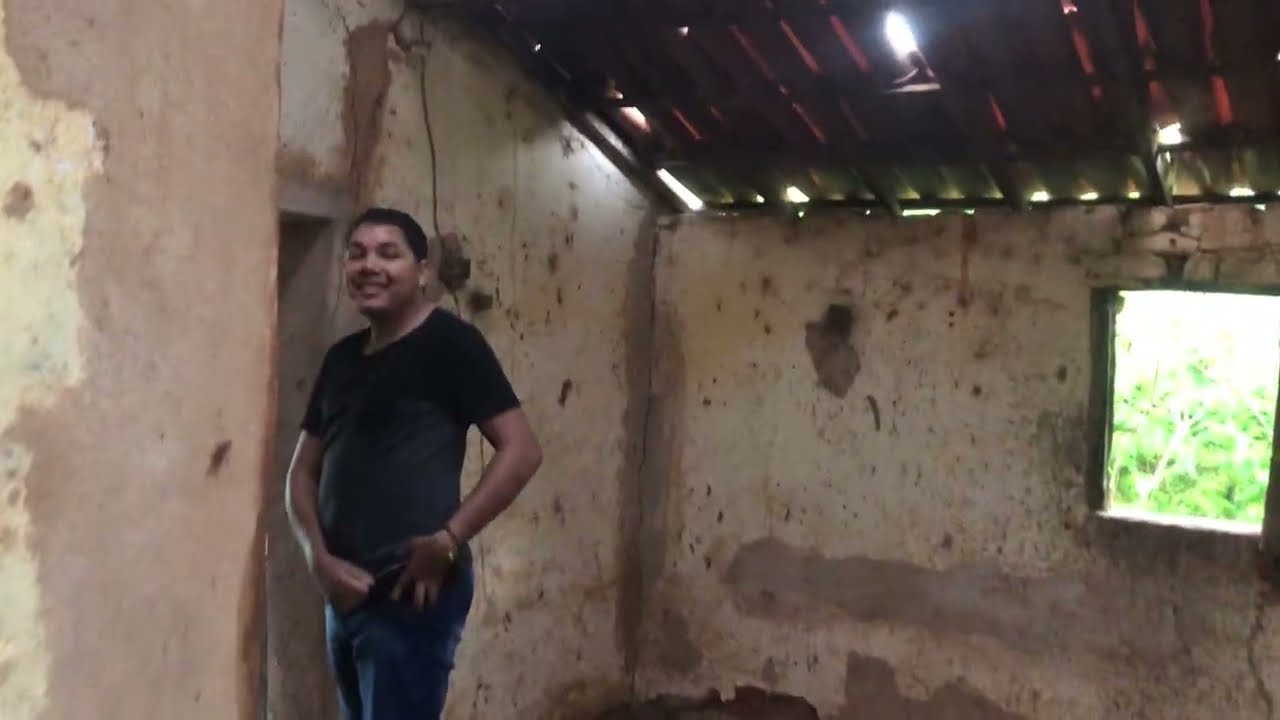 ACASAVELHA ABANDONADA 