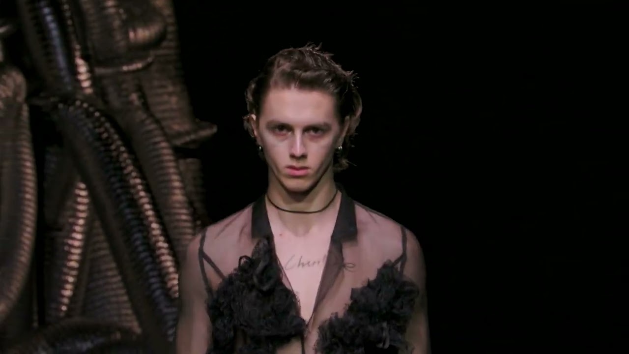 AW2023 | Chundie Zhu