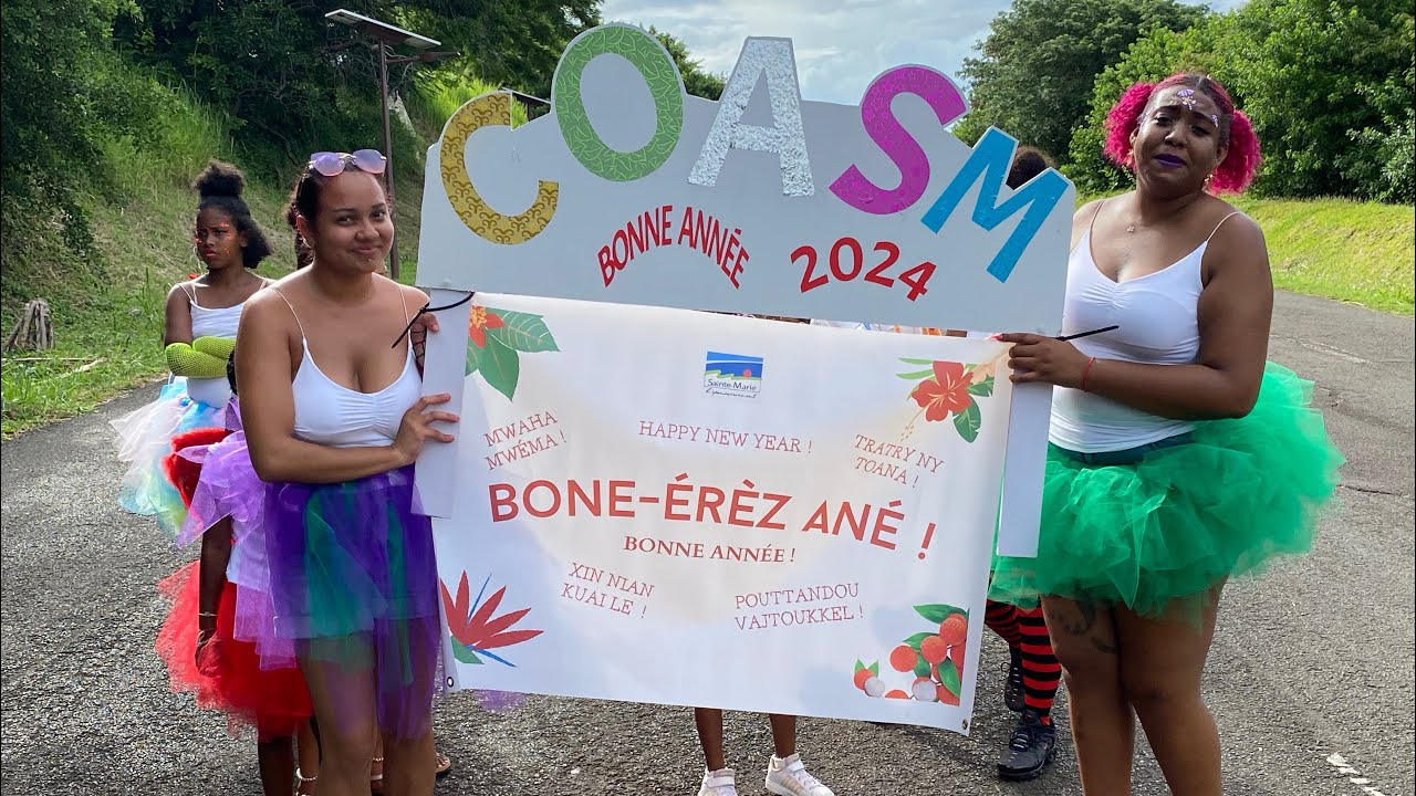 Sainte-Marie : Parade du nouvel an 2024 sur le sentier littoral