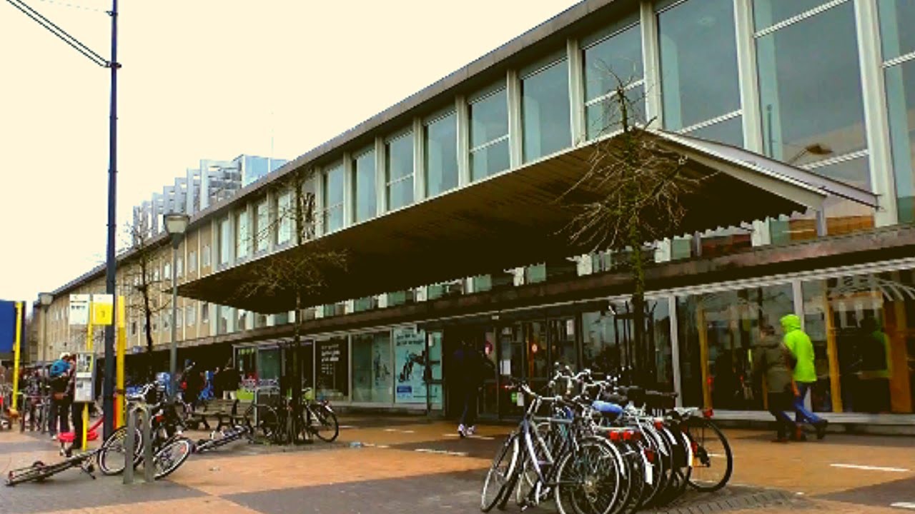 Wandelen langs het Station van Mechelen