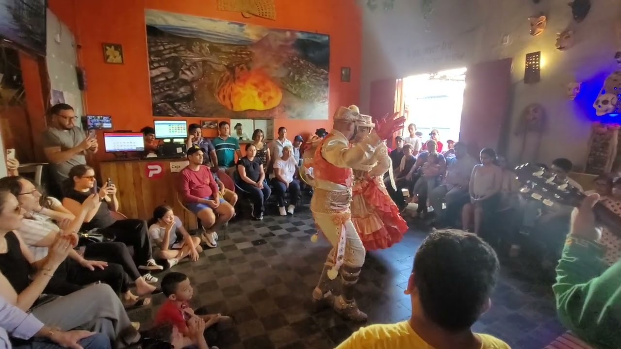 torito pinto, baile de camilo quinto, omar blandon y carlos centeno.