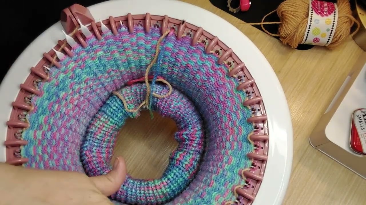 Knitting A Twisted  Ear Warmer on my Sentro 40 Pin Circular Knitting Machine | 25% off coupon code