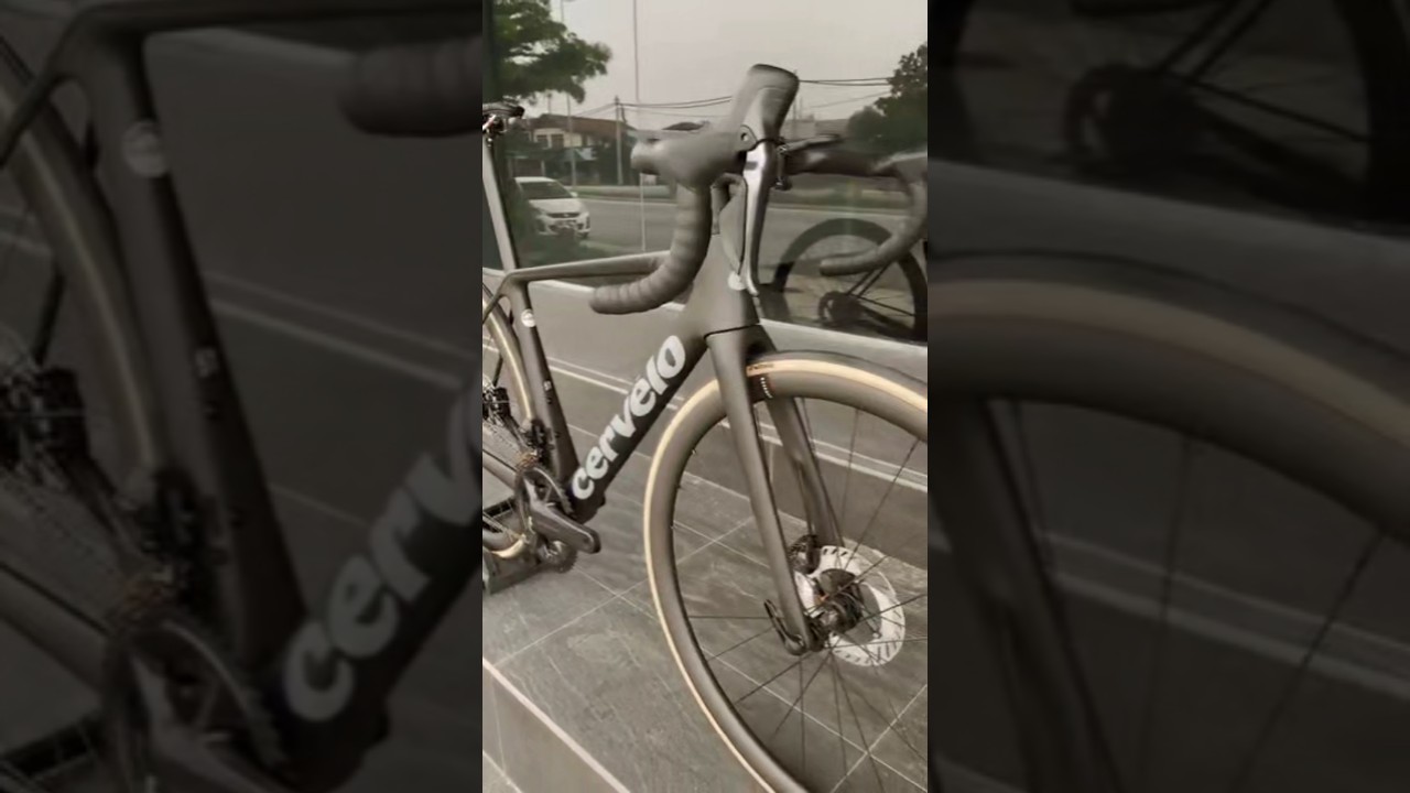 2022 CERVELO R5 Five Black ⚫  Ultegra Di2 R8170 #cervelo #cervelobikes #cerveloR5 #cycling #roadbike