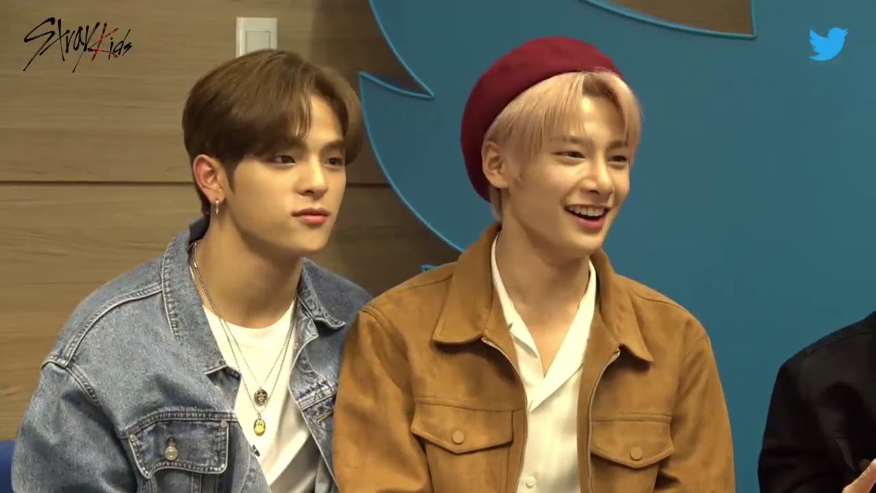 [ENG SUB] 191008 Stray Kids Twitter Blueroom Q&A