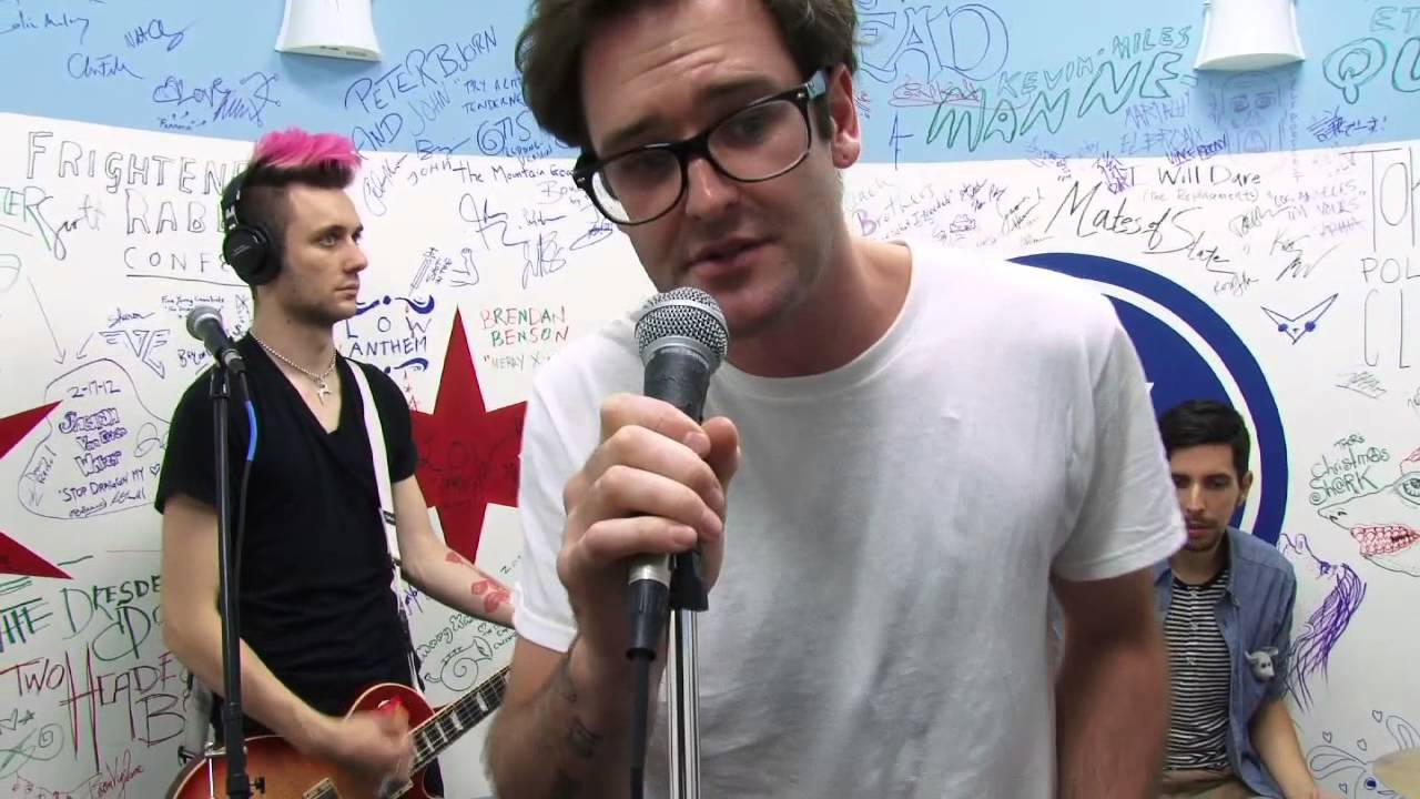 Ceremony covers Violent Femmes