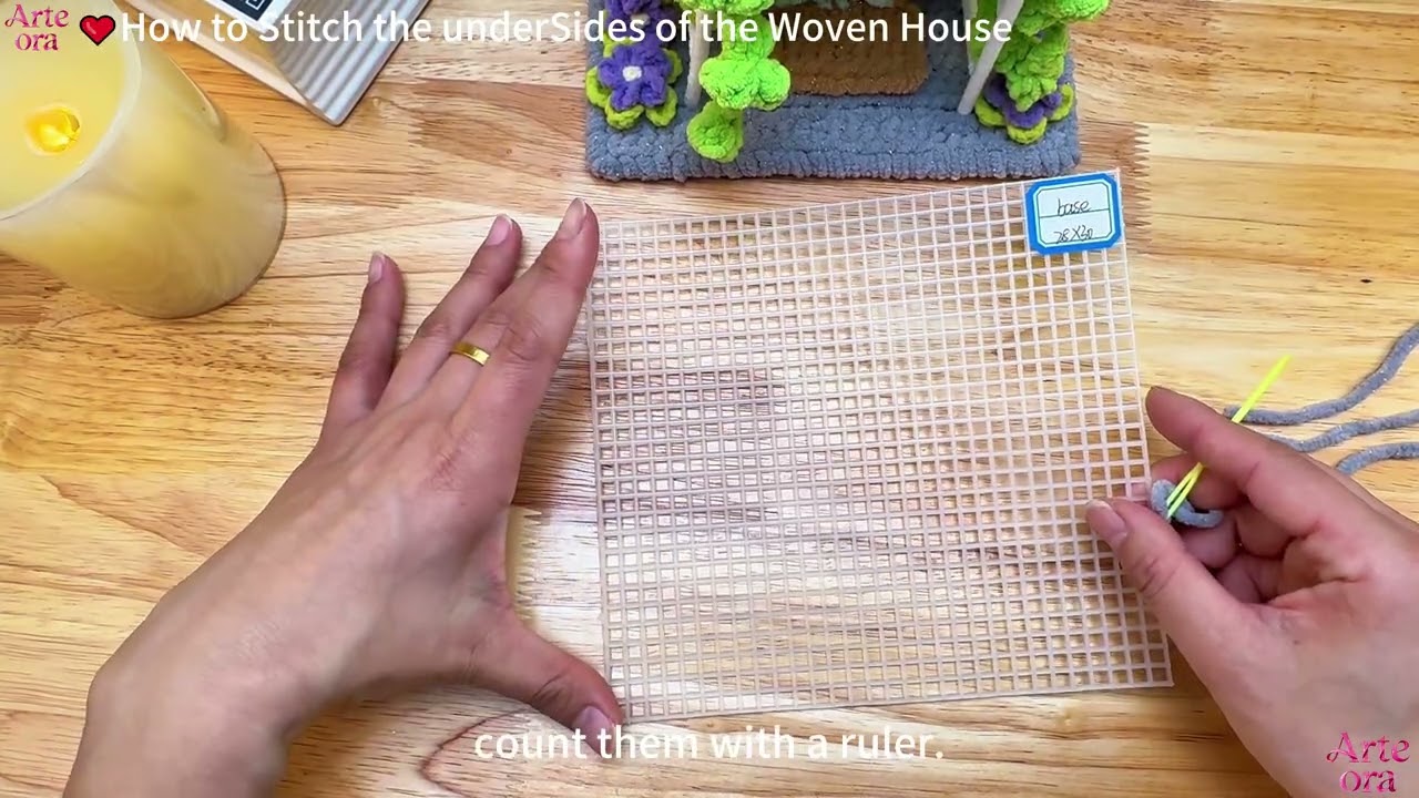6、How to Stitch the under Sides of the Woven House