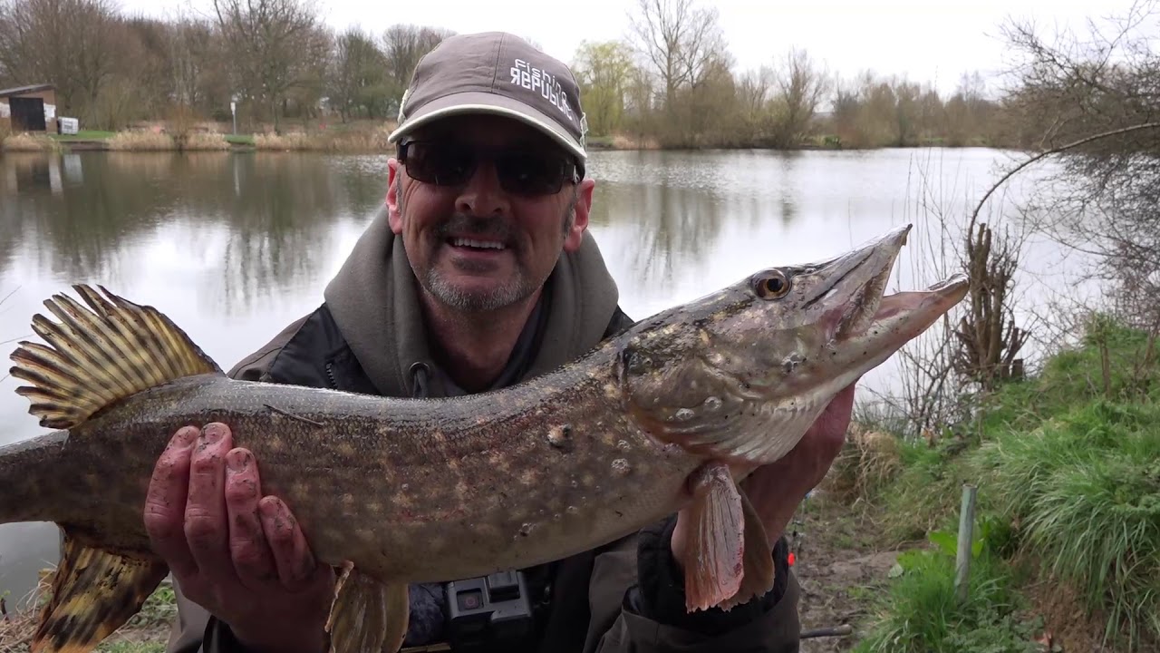 Pike Fishing Bolton Brickyard Ponds  South Yorks - VIDEO 75