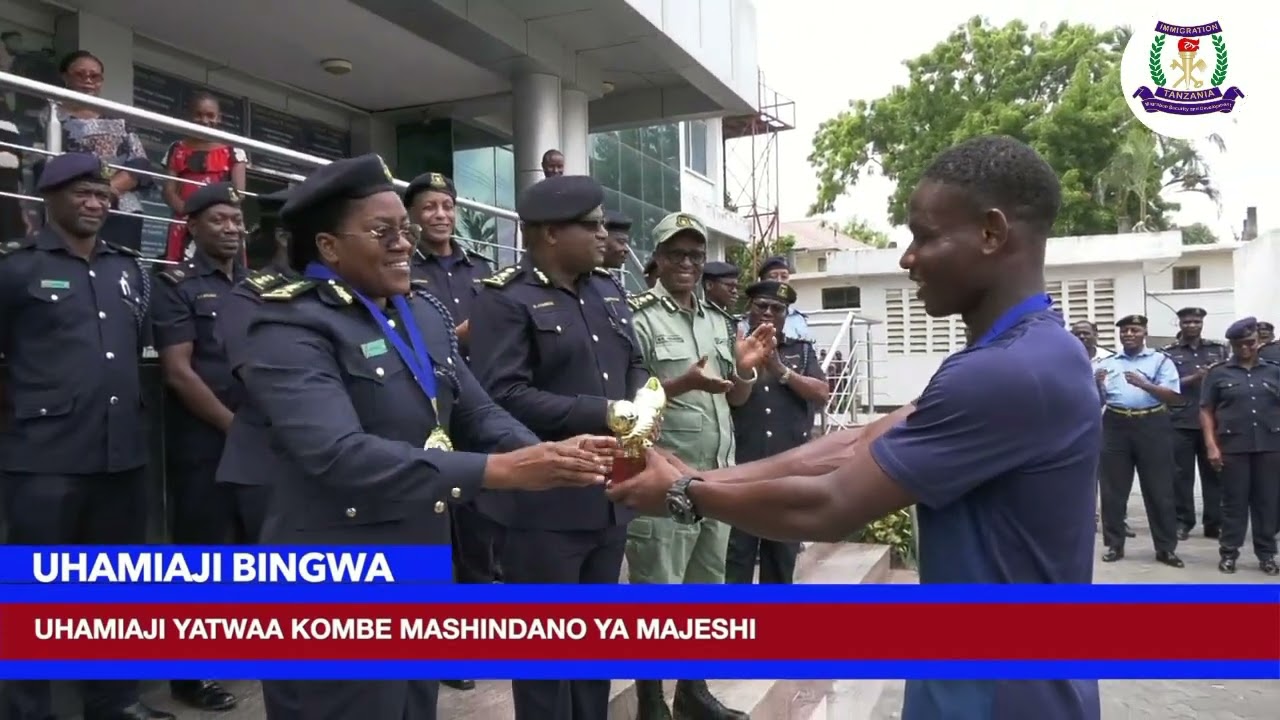 MABINGWA BAMMATA 2023 JESHI LA UHAMIAJI LAPONGEZWA KWA MILIONI 5 KUTOKA KWA CGI DKT. ANNA MAKAKALA