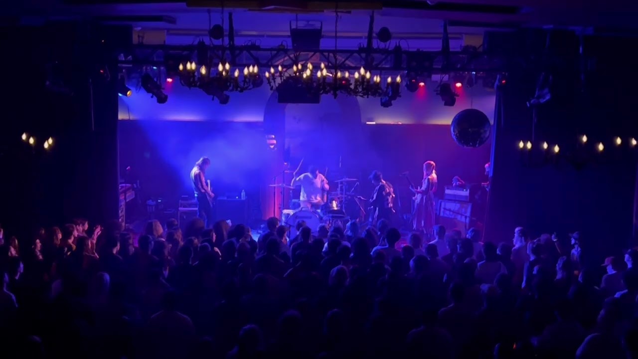 Tagabow / Teethe / waveform* - Live at the Lodge Room