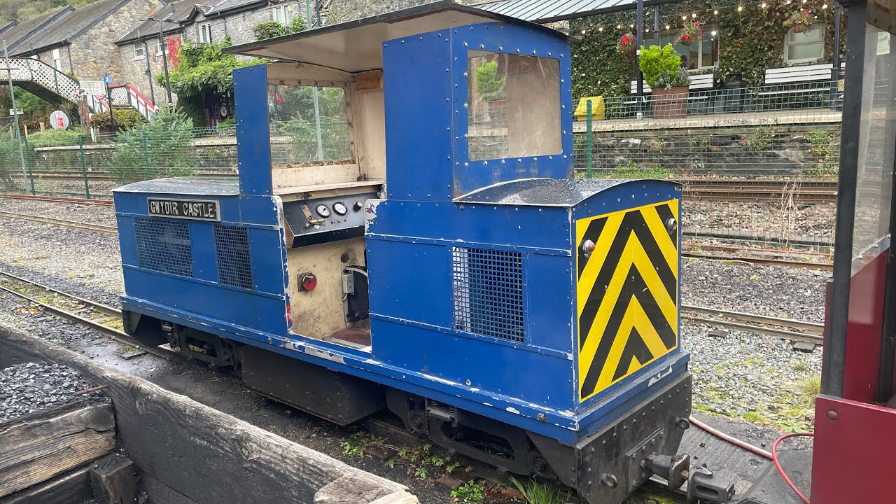 Let’s ride the Conwy Valley Miniature Railway! 