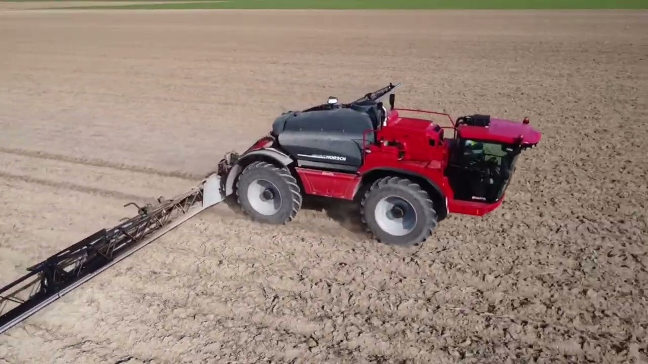 pulvérisation avec un automoteur horsch