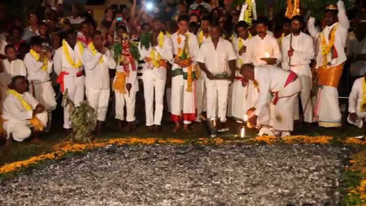 MARCHE SUR LE FEU 2015 HD CHEZ CARTAYE TROIS-MARES (TAMPON)