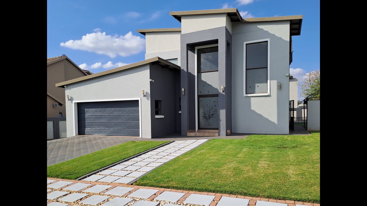 Stunning 3-Bedroom, 2-Bathroom Home with Pool in Zambezi Manor Lifestyle Estate