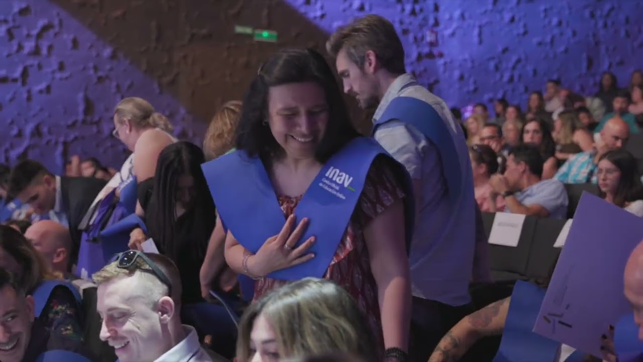 La bondad, el esfuerzo y la perseverancia, reconocidos en la graduación 2025 de INAV
