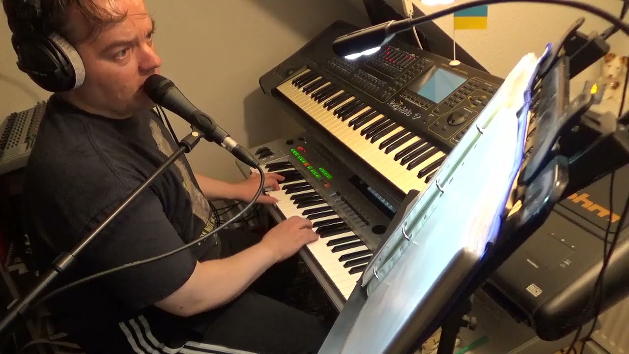 Barndomstiden (kun på youtube) - yamaha tyros 3