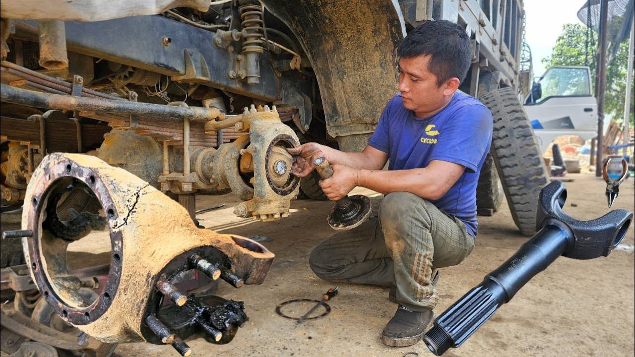 4x4 Truck Front Axle Repair Broken | Weld and Replace To Get Your Truck Running Smooth Again
