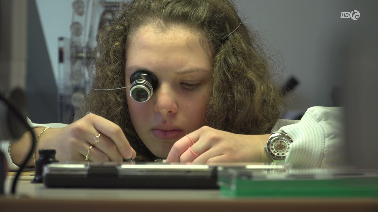 Rencontre avec Mathilde Juvet, apprentie horlogère