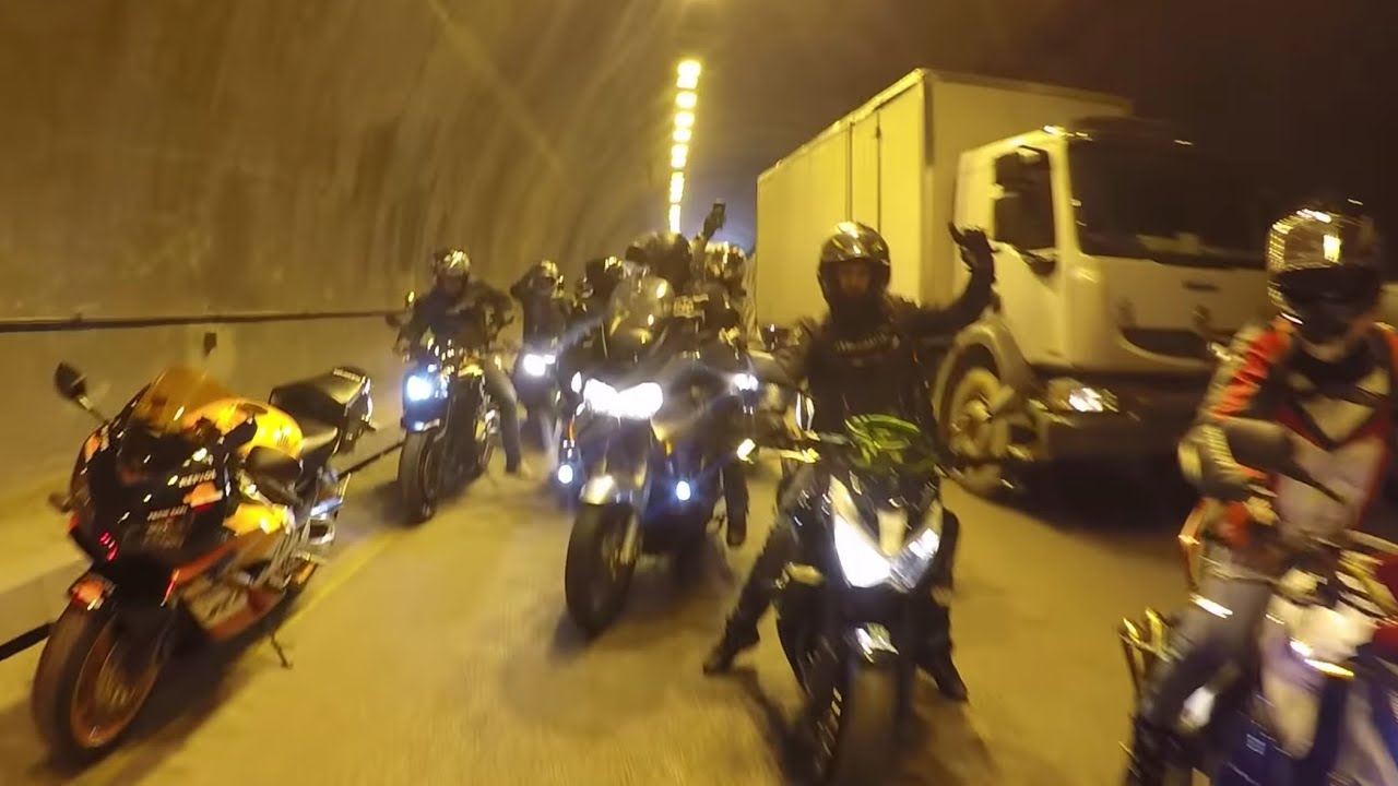 من نفق الأخضرية(البويرة) 😘💘❤❤👌 أجمل الرنات🏍🏍📯📯🎷🎷🎶🎵🎵🎵 2019/04/25😘😘