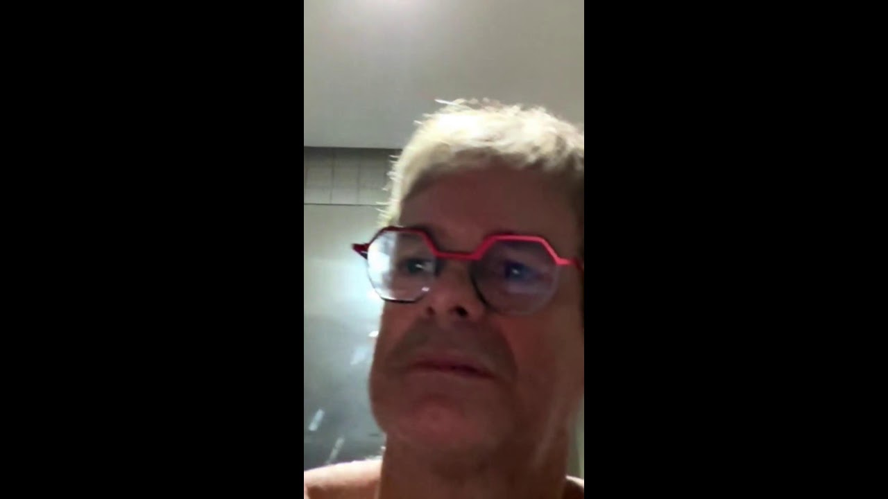 REAGINDO AOS MEMES DO DISCORD