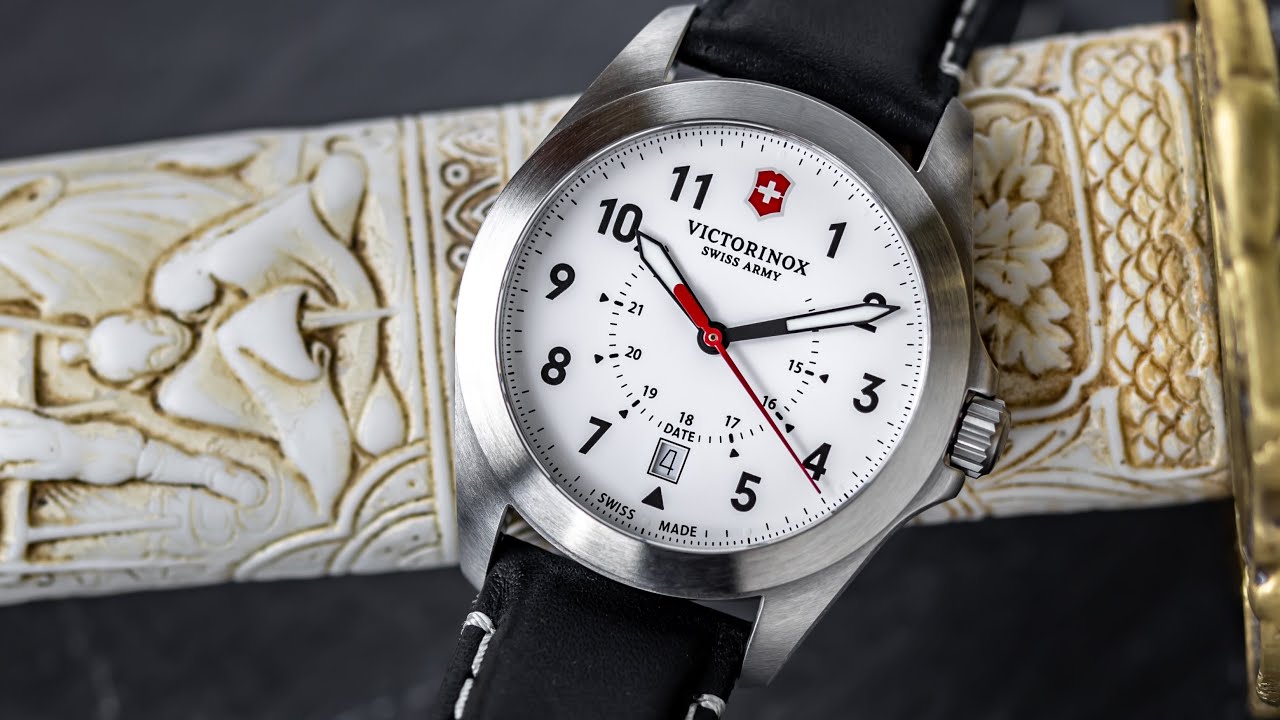 Swiss Army Heritage Field Watch Review. A Classic Reborn?