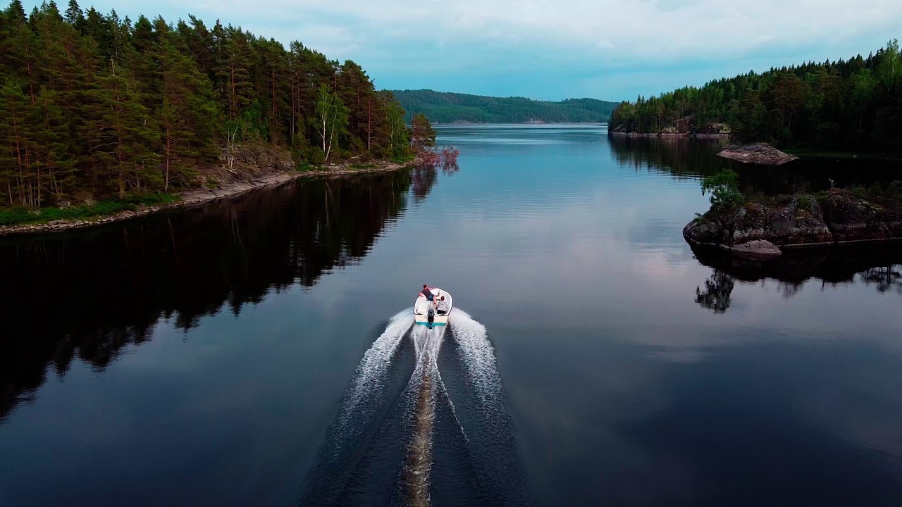 Båtåkning i Bullaresjön