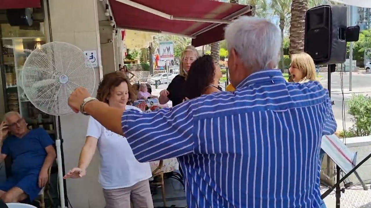 REUVEN DE PINTO  ISRAEL -GREECE BOUZOUKI MUSIC HAPPY TIME
