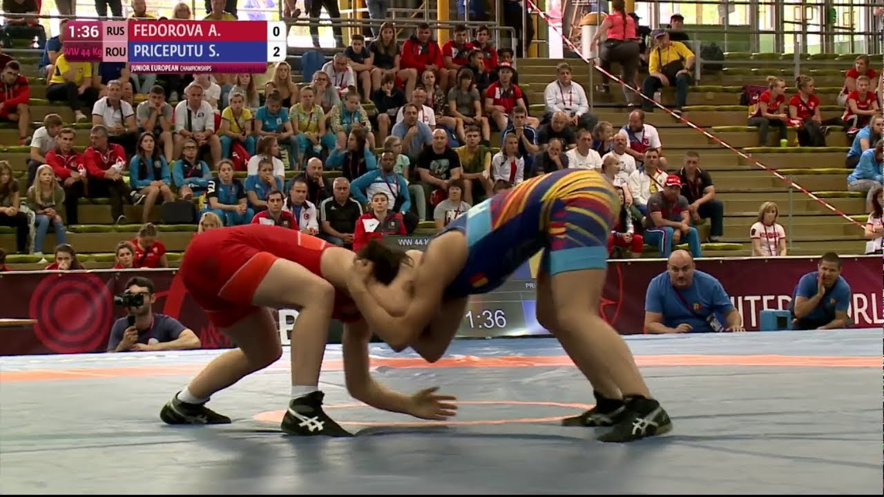 GOLD WW - 44 kg: S. PRICEPUTU (ROU) df. A. FEDOROVA (RUS) by TF, 10-0