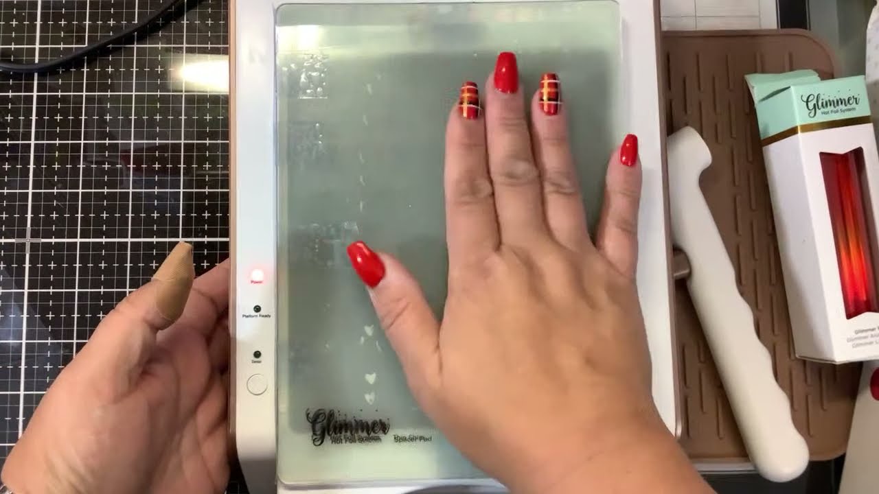Spellbinders Glimmer  HOT foiling 101