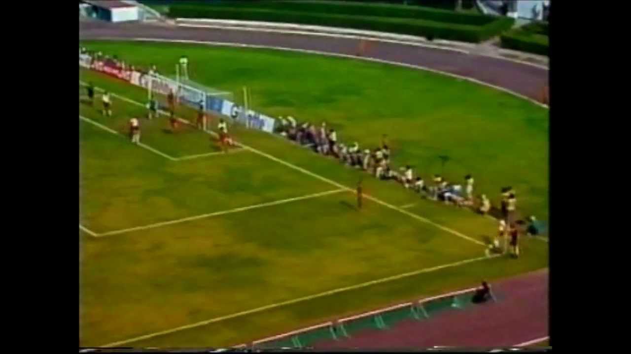dolmy v poland  / england  world cup 86  english commentator