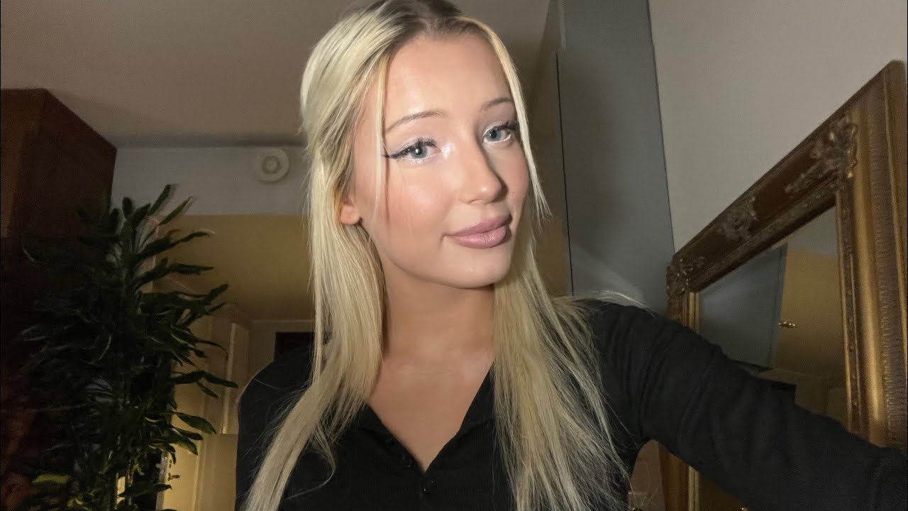 ASMR relaxing hotel check-in