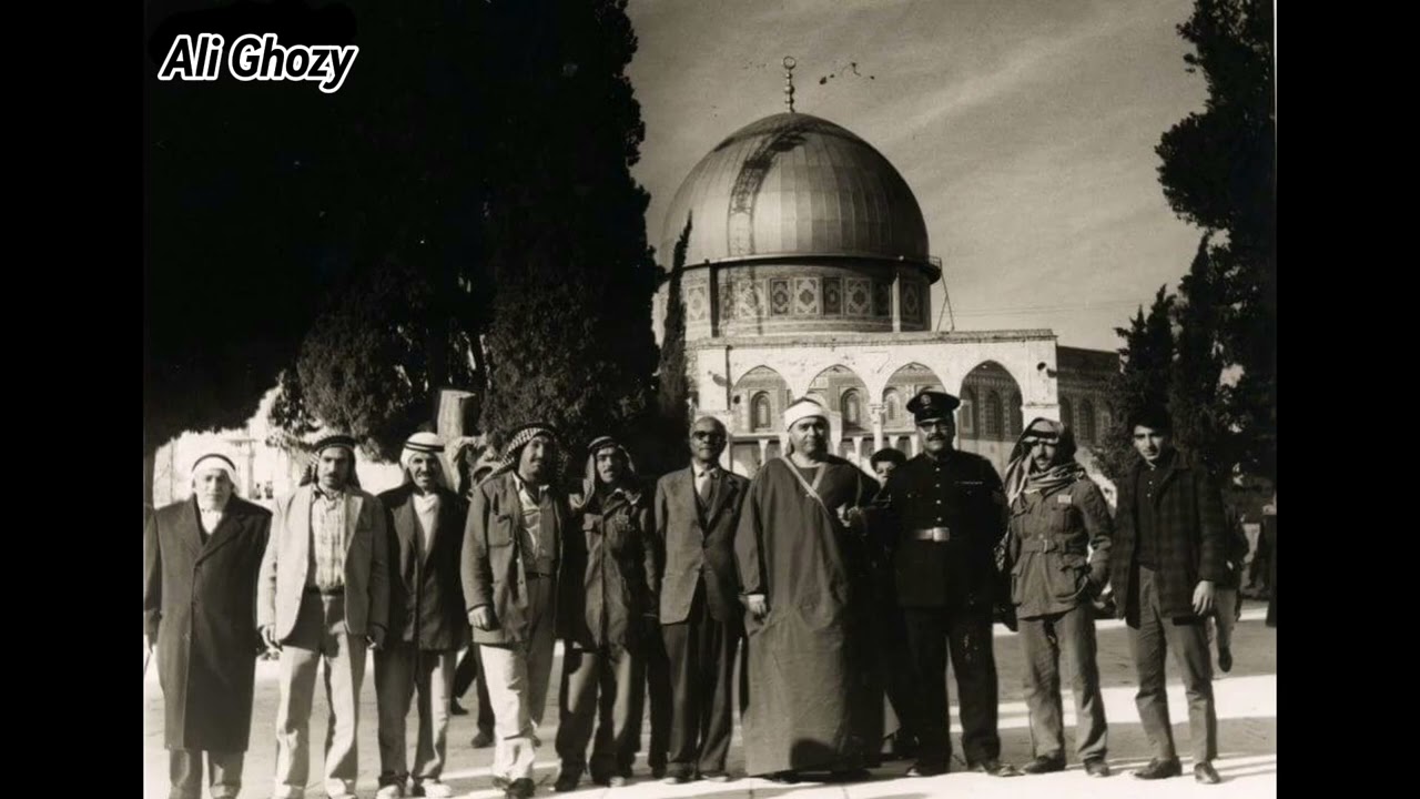 مقطع بأداء خاشع ما يخرج من القلب يصل الي القلب وما تيسر من سورة النساء الشيخ مصطفى إسماعيل