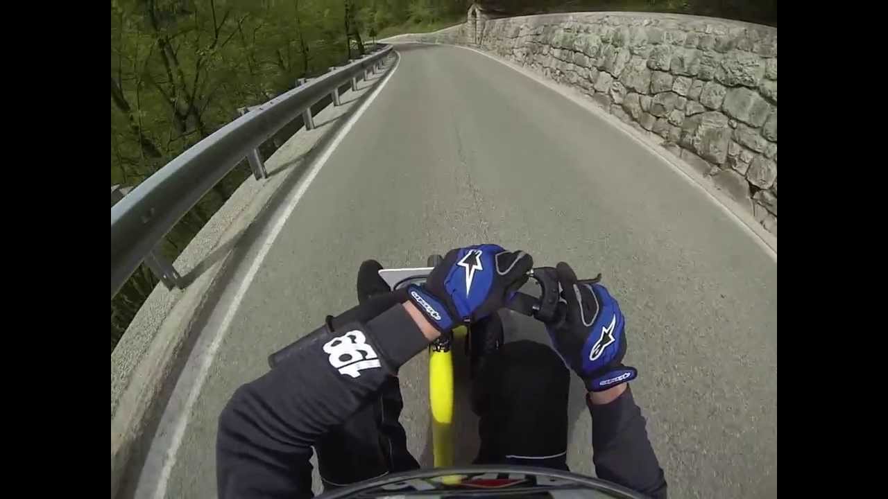 passo san boldo 5\5\13  , gara 1 con il botto #77 federico team galloway