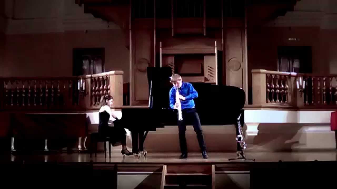 Claude Debussy: Reverie, Sergey Kolesov (saxophone), Elena Grinevich (piano)