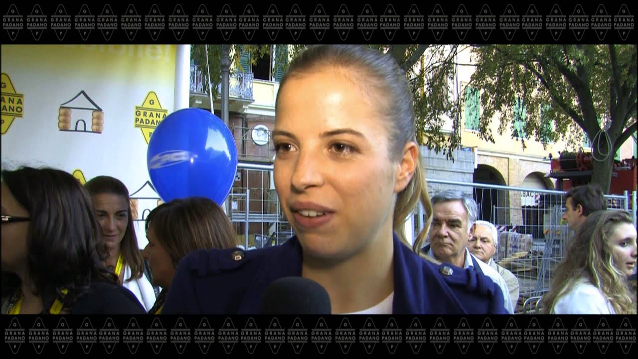 Carolina Kostner insieme a Grana Padano - Raccolta fondi Grana Solidale