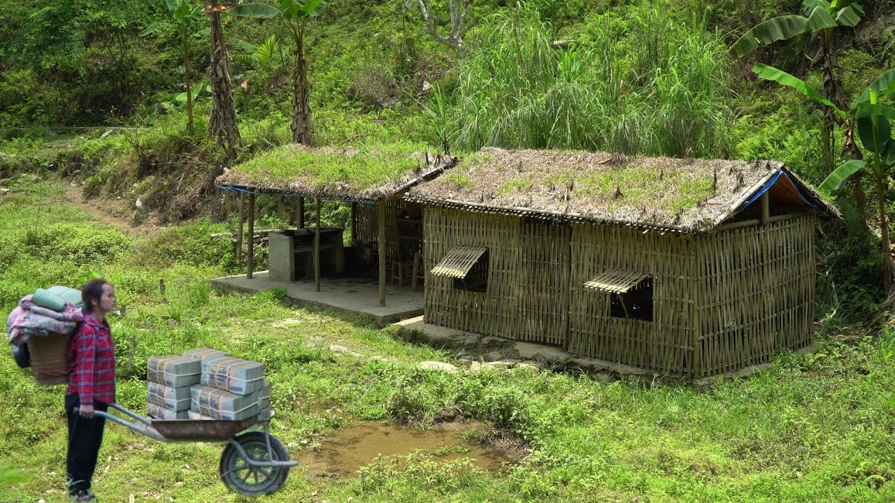 17-year-old single mother finds abandoned house with lots of money - Triệu Thị NaNa