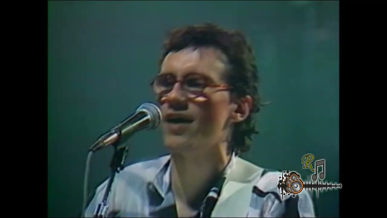 Enanitos Verdes - Te Vi En Un tren - HD - Video Oficial 1987 [HQ]