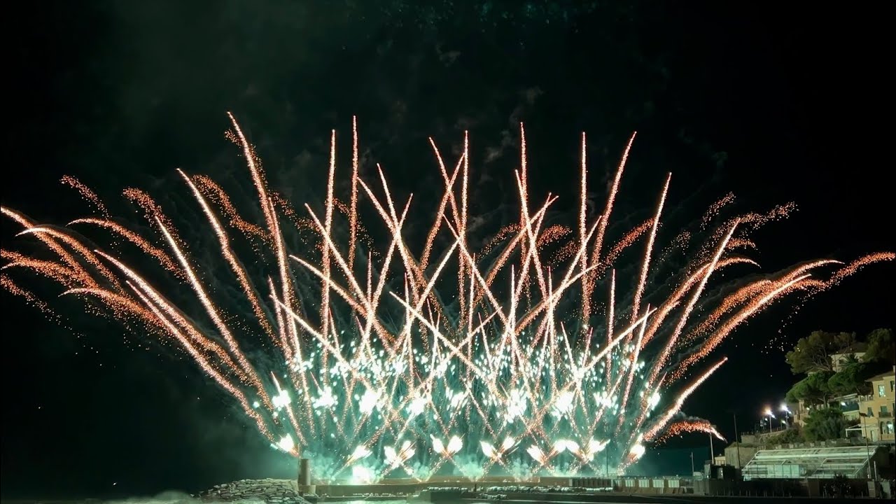 FUOCHI D’ARTIFICIO RECCO 2024 - A CURA DI CARMINE LIETO VISCIANO (Na) - QUARTIERE PONTE