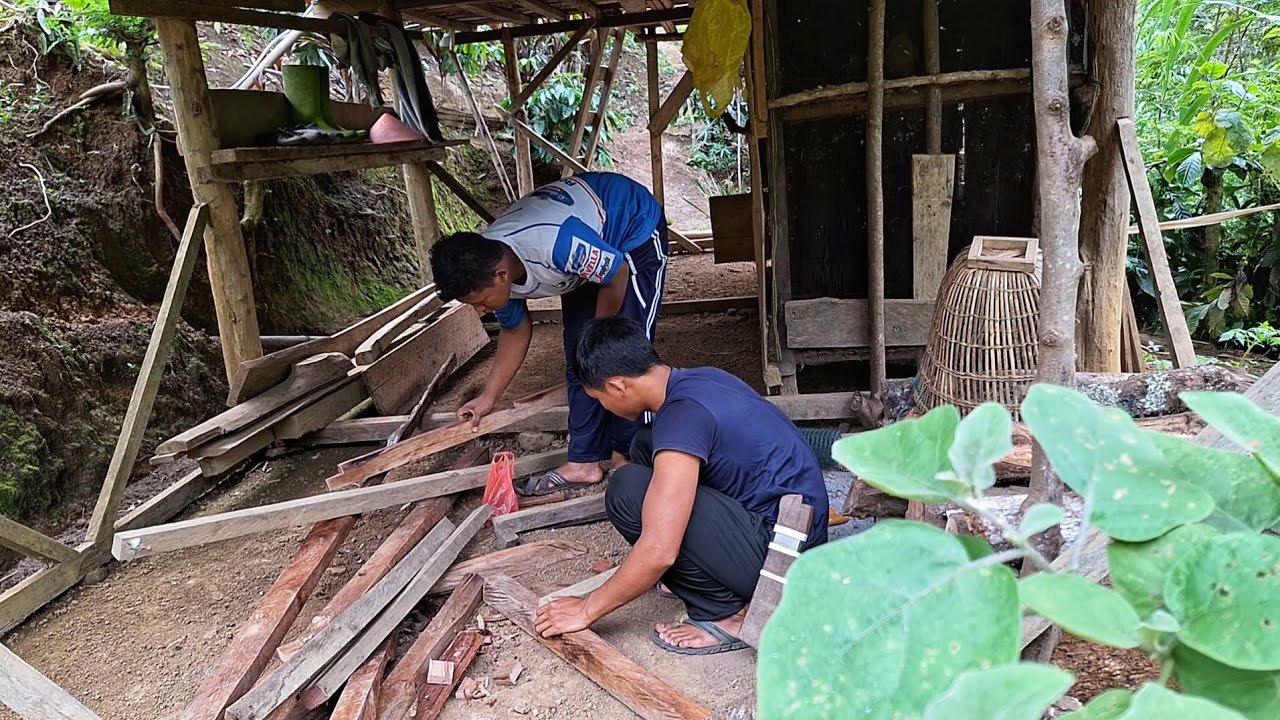 Belajar Buat Kandang Ayam, Kehidupan Nyata Pemuda Kebun