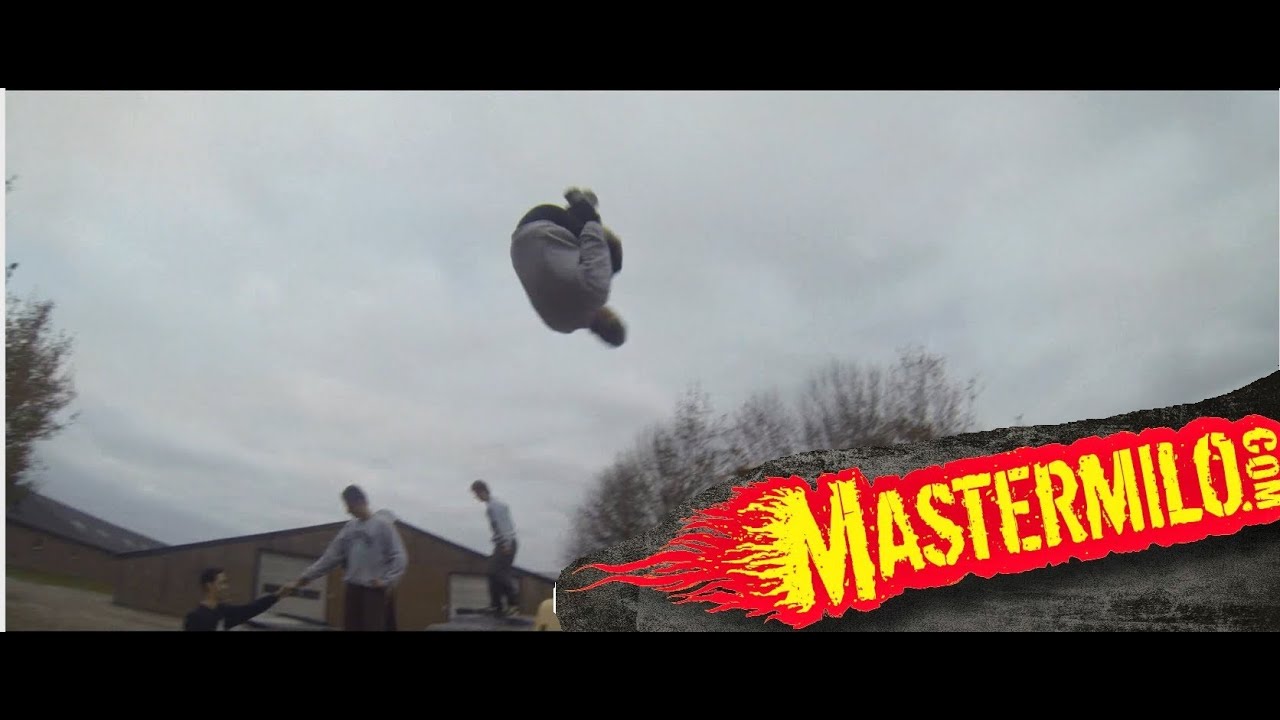 Car Graveyard Freerunning - Mastermilo82 Collaboration