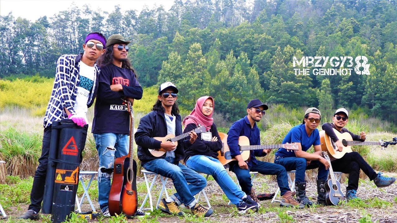 Hakikat Sebuah Cinta Acoustic Pengamen Jos The Gendhot