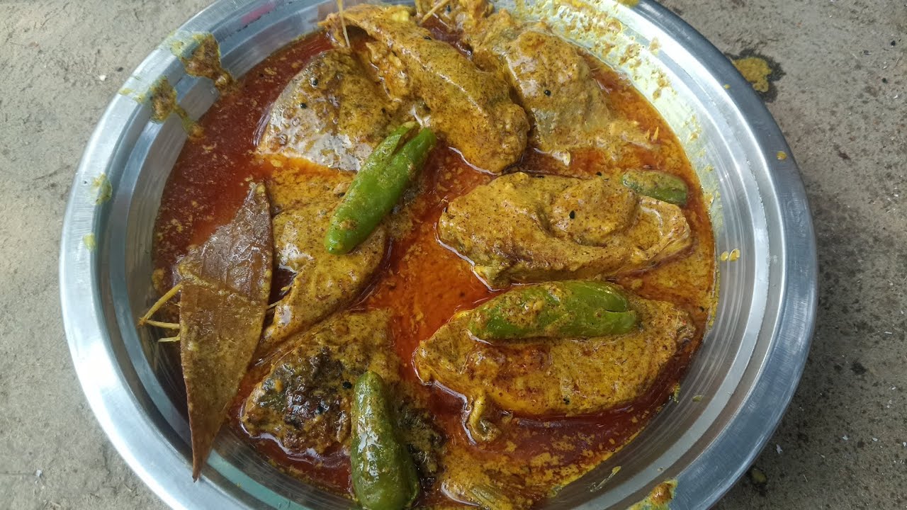 শীত কালে সরষে ইলিশের ঝাল খেতে কি মজা এই ভিডিও না দেখলে বুঝতেই পারবেন না || Sangeeta&Ritakitchen 
