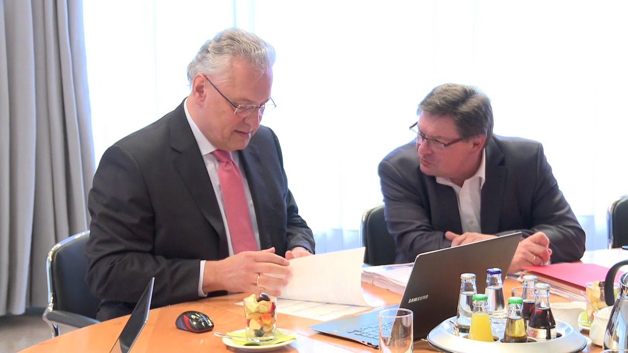 Asyl- und Fl&uuml;chtlingspolitik - Bayern