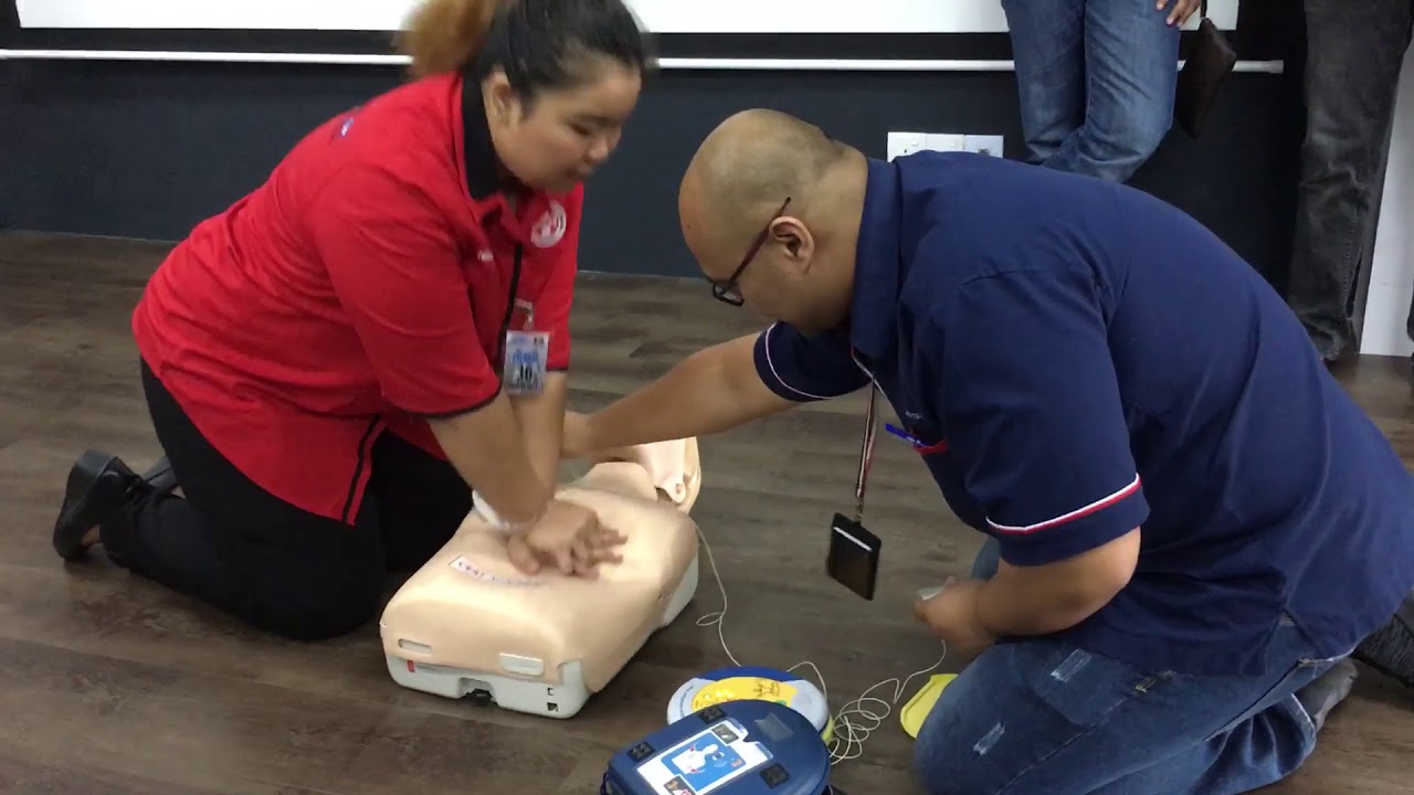 AED Cara yang betul untuk bantuan kecemasan CPR dan penggunaan alat AED